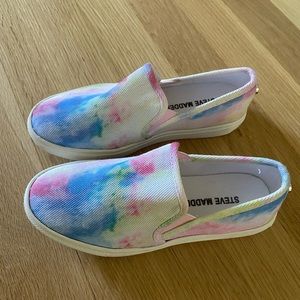 Kids Steve Madden Slipon Tie Dye shoes - size 13M